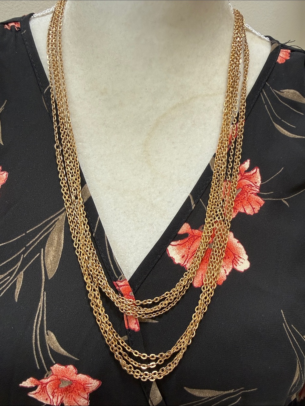 Elegant 4 Layer Multi-Row Gold Chain Necklace